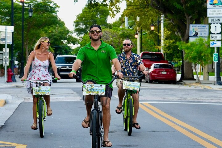 Guided Bike Tour of Old Town Key West - Photo 1 of 10